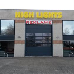 High Lights Reklame, Winkel openingstijden