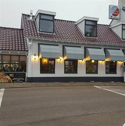 De Krokodil, Krommenie openingstijden