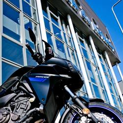 Van de Kuinder Motoren, Hilversum openingstijden