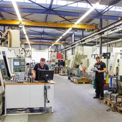 HWI Machining, Alphen aan den Rijn openingstijden