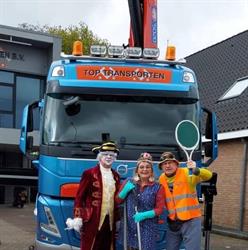 Van den Top Transporten, Lunteren openingstijden