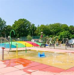 Camping de Krabbeplaat B.v., Brielle openingstijden