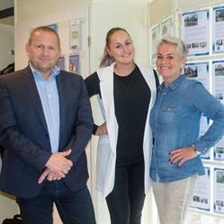 Makelaardij Martin Brink Van Dijken B.V., Roden openingstijden