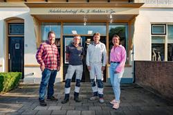 Schildersbedrijf J Bakker & Zn, Stellendam openingstijden