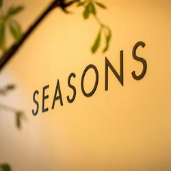Seasons, Nijmegen openingstijden