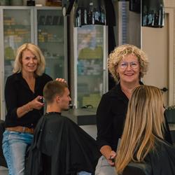 Schavemaker Kappers ?, Assendelft openingstijden