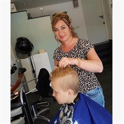 Susan's Hairstyling Kapsalon, Stein openingstijden