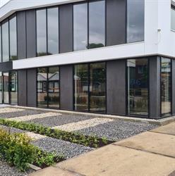 Krabbe Engineering, Weerselo openingstijden
