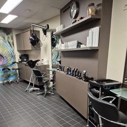 Leenderhof Kapsalon, openingstijden