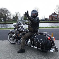 Maathuis Benno Oldtimer-Restauratie, Enschede openingstijden