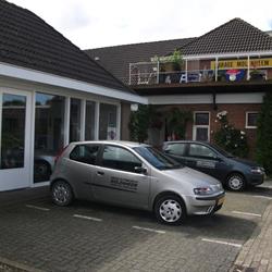 Garage Molenheem, Ezinge openingstijden