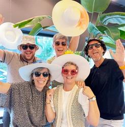 Brocks Brillen, Zundert openingstijden