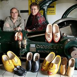 Rombouts Molenaar a, Elshout openingstijden