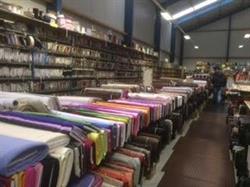 Stunter stoffenhal, Winkel openingstijden