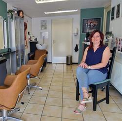 Dorothé Dames- en Herenkapsalon, Schimmert openingstijden