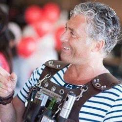 Guido Oesterkoning, De Meern openingstijden