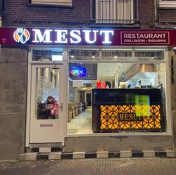 Mesut Shoarma, Amsterdam openingstijden