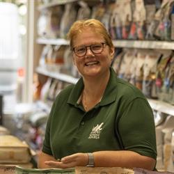 Dierenspeciaalzaak Angela, Haaren openingstijden