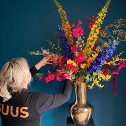 Suus Bloembinderij, Limmen openingstijden