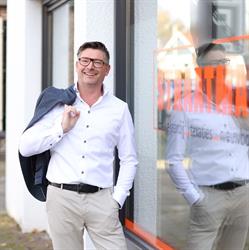 Straatman Makelaardij, Losser openingstijden