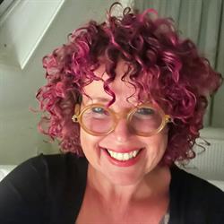 Esmé Coiffure, Tiel openingstijden