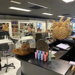 Kapsalonneke Kapsalon 't, Uden openingstijden