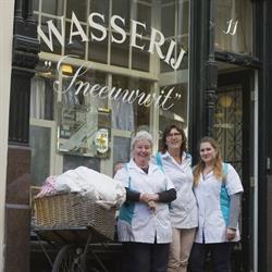 Sneeuwwit Wasserij, Amsterdam openingstijden