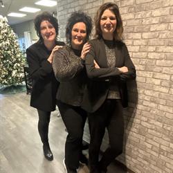 Libra's Haarmode, Dieren openingstijden