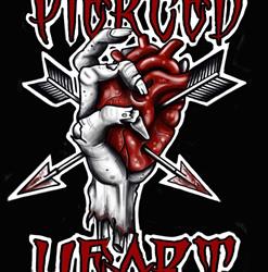 Pierced Heart, Axel openingstijden