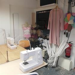 Modevak school Mode-atelier Margreet en Schaft meubelstoffeerderij, Blokker openingstijden