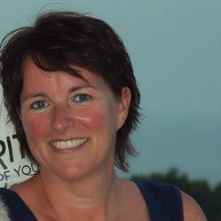 Jolanda Gordijnenatelier, Elshout openingstijden