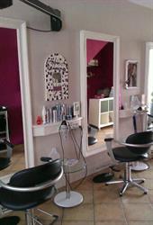 Yvana Beauty Salon, Zandpol openingstijden