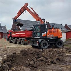 Brouwer Bv, Ees openingstijden