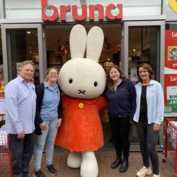 Bruna Beunk, Leiden openingstijden