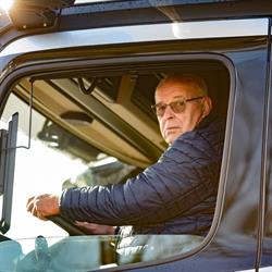 Van der Linden Caravan en Campers, Enschede openingstijden