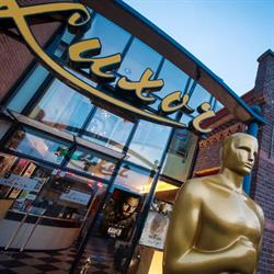 Service Bioscoop Luxor BV, Reuver openingstijden