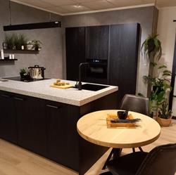 Van Leeuwen, Hillegom openingstijden
