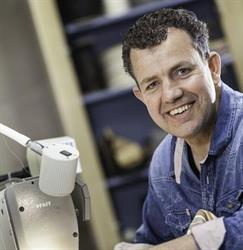 Neplenbroek Meubelstoffering, Heino openingstijden