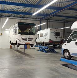 Van Rijn's Camper & Caravan " Schadeherstel" Bedrijf, Elspeet openingstijden