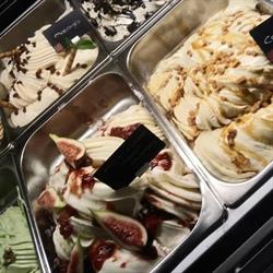 ‘t Begin IJs & Brood, Domburg openingstijden