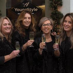 Dames--Herenkapsalon Young Style, Hattem openingstijden