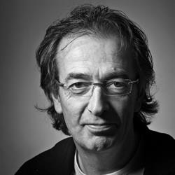 Fotostudio Karel Bingen, fotograaf te Roermond ( Wij maken geen Pasfoto's), openingstijden