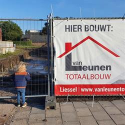Van Leunen Totaal Bouw Bv, Liessel openingstijden