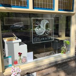 Kapsalon @Linnies Rossum ?, openingstijden