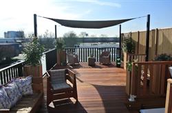 Balkonhekken, Balustrades, Dakterrassen, Balkonschermen & Balkonkasten - Renoparts Vianen B.V., openingstijden