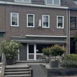 Friture Hendriks, Eys openingstijden
