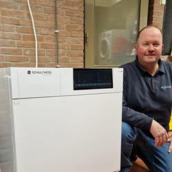 De Lange Witgoed, Kampen openingstijden