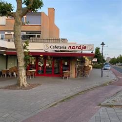 Cafetaria Nardje, Uden openingstijden