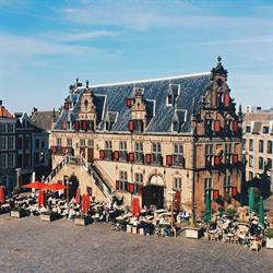 Eet- en Drinkhuis de Waagh, Nijmegen openingstijden