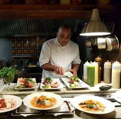 Specialiteitenrestaurant in 't Vierde Baarsje, Amsterdam openingstijden